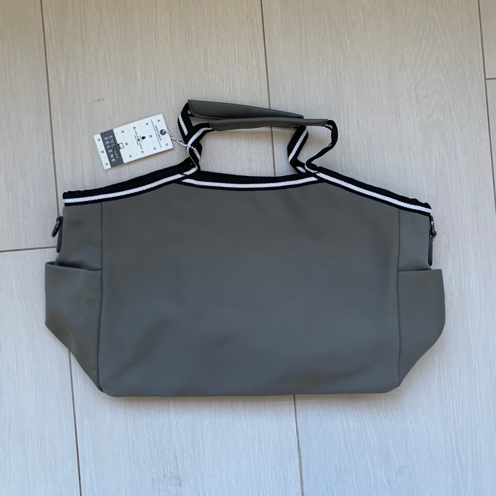 Nylon tote